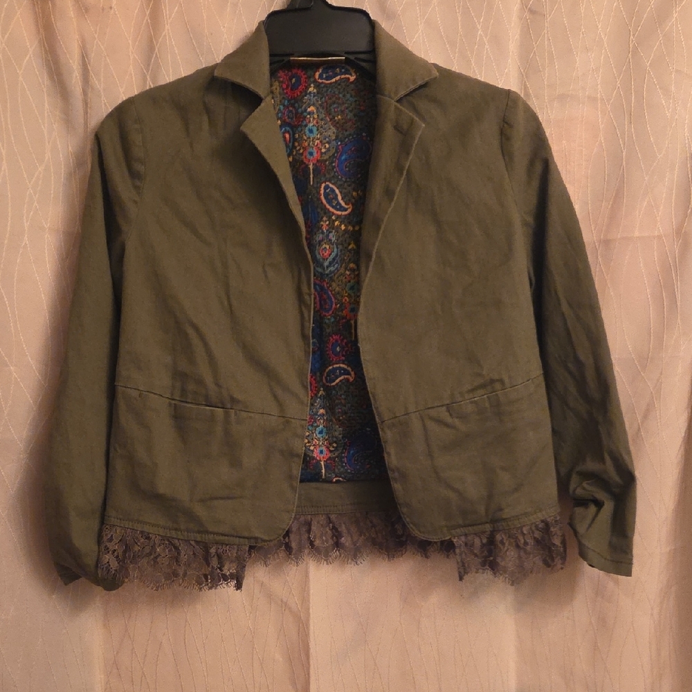 Princess Vera Wang Green Blazer with Distressed Hem‎